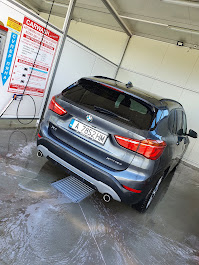 Клиентски автомобил след измиване